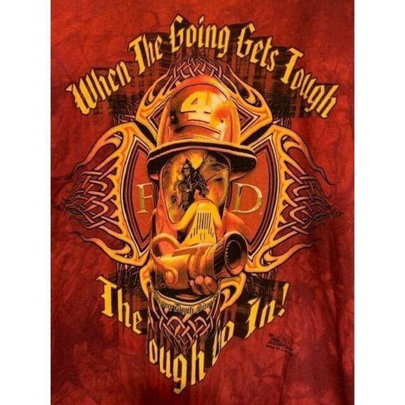 THE MOUNTAIN WHEN THE GOING GETS TOUGH FIREMEN SIZE LARGE T-SHIRT - Picture 2 of 3